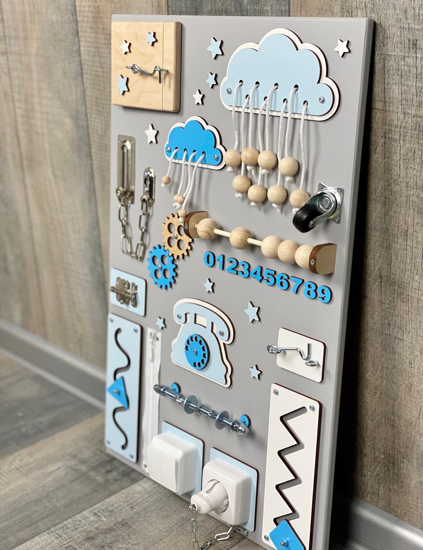 Koka rosīgs dēlis meitenei, Aktivitāšu dēlis mazulim, Mazuļu attīstības dēlis, Mācību dēlis, Toddler Spēle, Sensoriskais dēlis